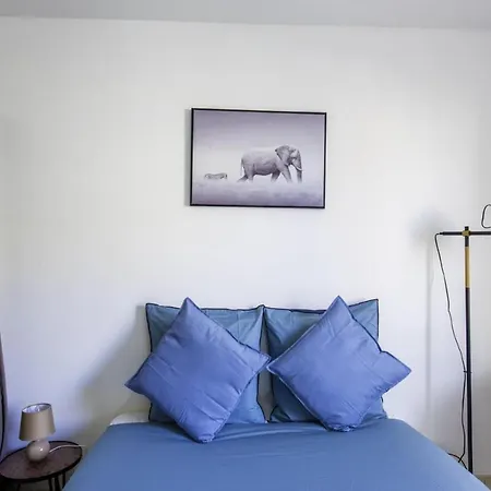 Lovely 2-bed In Apartment Rouen