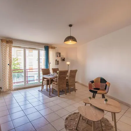 Apartment Lovely 2-bed In Rouen